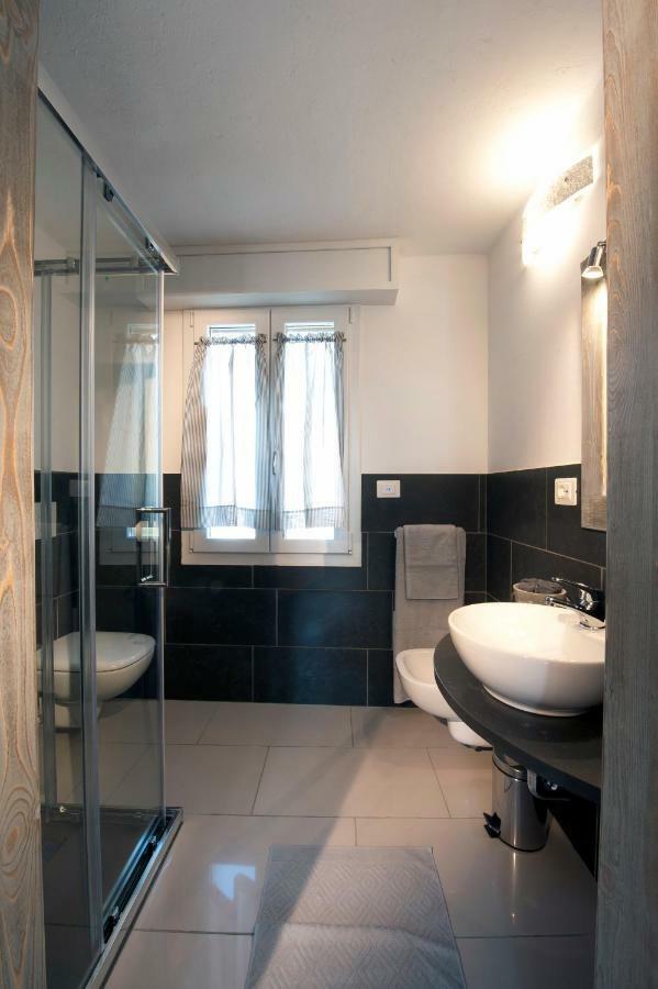 Le Suites - di fronte Ospedale Sacro Cuore Negrar Esterno foto